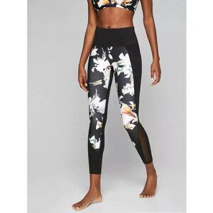 Athleta Black Blossom Intuition 7/8 Leggings XLT Floral Athletic Yoga‎